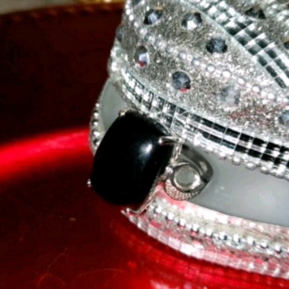 SOLD - Picture 4 of 4